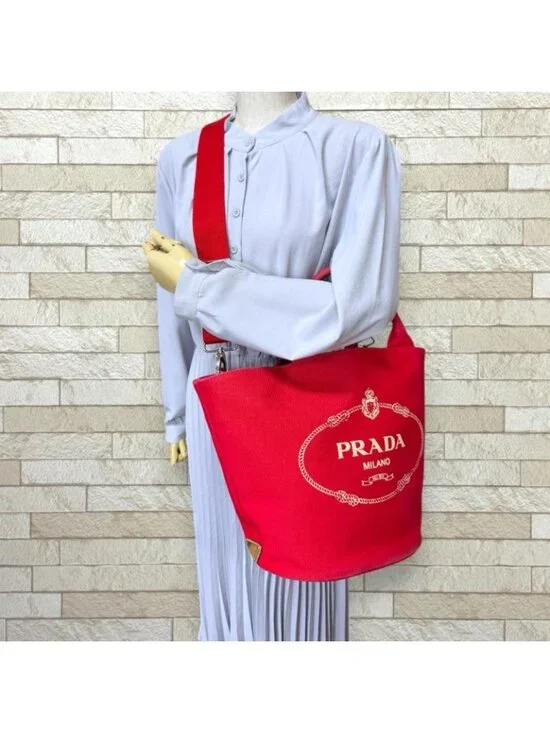 ★SOLD★ Prada Canapa Fabric Shoulder Bag Canvas Red - Picture 2 of 10